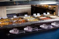 Degas Light Hotel - sarapan