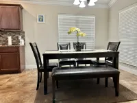 Mile High Retreat - Spacious 4-bedroom home - 3 stjerner