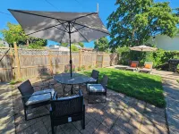 3-bedroom vacation home just a short walk to Lake Michigan