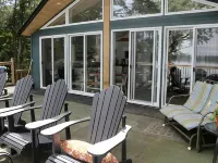 Cozy 4 Season Cottage stunning sunsets on Sparrow LakePet friendly)New Hot Tub Hotels in Severn