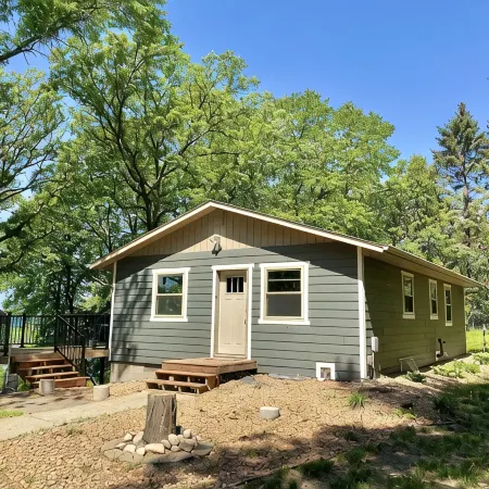 Cabin on Gorgeous Lake Ida, Near the Carlos Creek Winery!