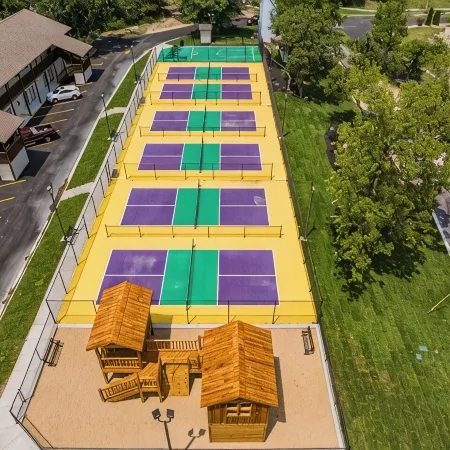Lakeview Lodge - Getaways at Kimberling Crossing