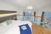 Kaishang LOFT · Duplex Audio-Visual Homestay (Yantai Zhifu Station) - غرفة مطلة على الجبل