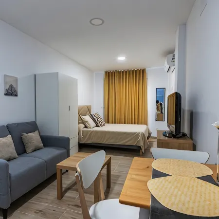 Apartamentos Turisticos José Cruz