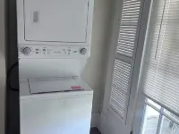 Peace Apartment, upstairs with king size bed. Hotels in Anniston