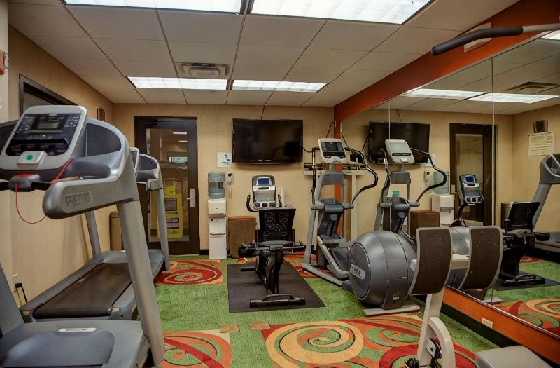 Country Inn & Suites by Radisson, Tyler University Area photo 3
