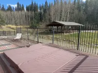 Peaceful cozy place on the river with great views