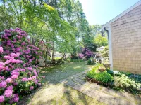 Craigville Beach Uber Relaxing Cape Cod Beach House w/ Beach Pass & Central Air