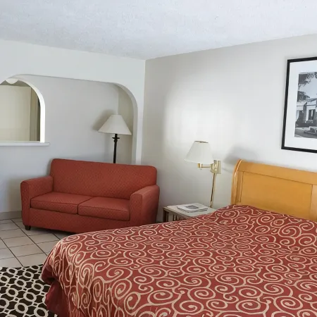 Delos Reyes Palm Springs