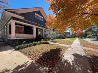 Uptown Bungalow - Boutique