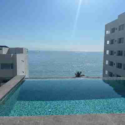 Beautiful 3 Bed 2 Bath Condo 1/2 a Block to the Beach. 5 Min to Bucerias Centro Fitness & Recreational Facilities