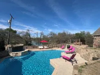 Magic Oasis, Pool, Pavilion on large lot, Fantastic View, Sleep 16 - Homestays