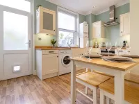 Cosy Green End Retreat Hotels in Wakefield