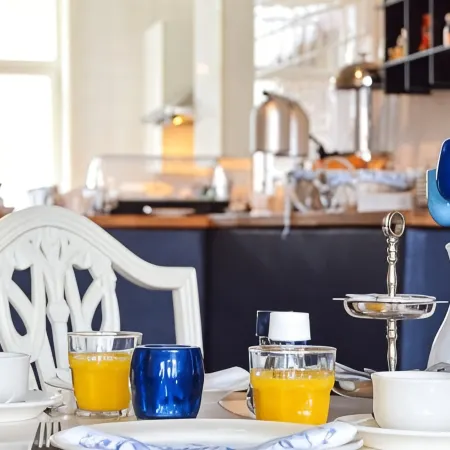 Hotel Bridges House Delft Отели в г. Делфт