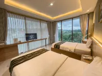 RUKUN Place Hotel Bandung - parking