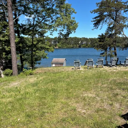 New listing! Cozy, fresh and clean 1-bedroom cottage with Pond access in Chatham