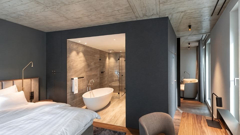 Legend Hotel