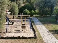 Villa Askamnia and Suites - 4-Star