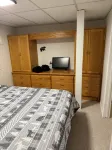 Beachy Keen 2 steps away from lake where rustic meets charm. Pet friendly. - WiFi