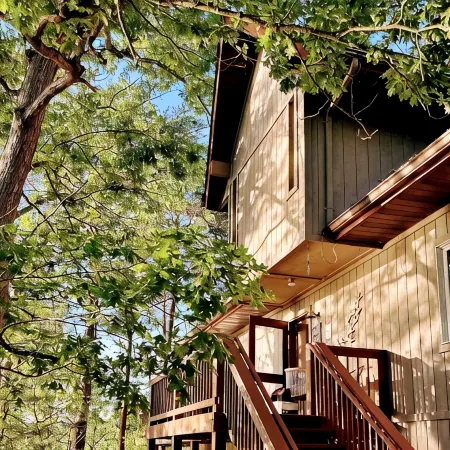 Lakefront A-Frame: Private Dock, Kayaks & Sauna – Sleeps 12, Chesapeake Bay