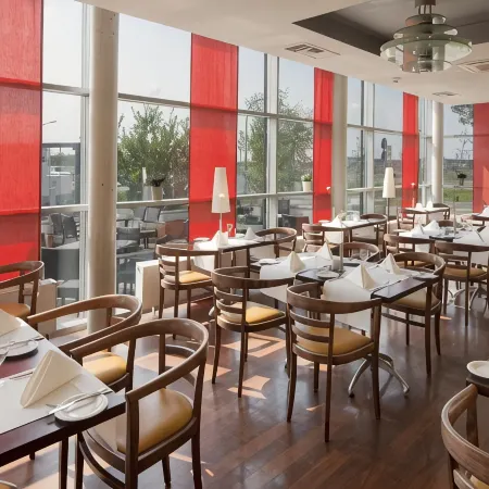 Holiday Inn BERLIN AIRPORT - CONF CENTRE by IHG