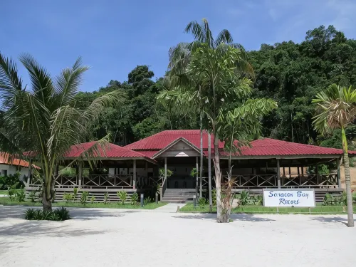 Saracen Bay Resort - Mountain view