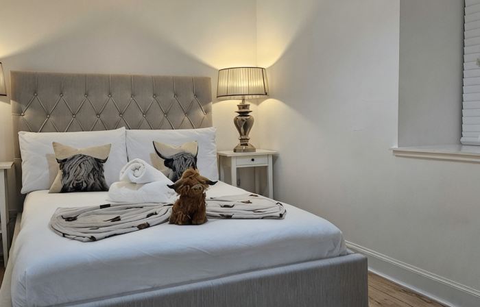 Modern, pet-friendly studio, close to Scotlands best golf courses!