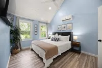 The Cumberland Collective~The Hideaway~<6mi to Lake/Golf. Great for Families! - Homestays