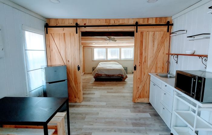 Minimalist Mtn Living- Pets Welcome (30+ Days)