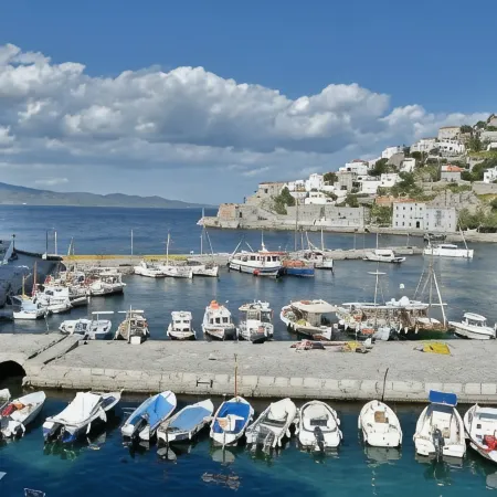 Douskos Port House