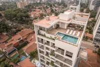 HOUZE Stay & Residences by AVA - piscina