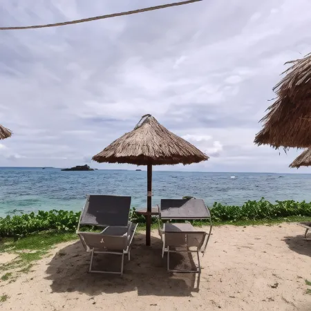 Tepanee Beach Resort