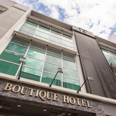 H Boutique Hotel Sri Petaling Отели рядом с достопримечательностью «Арена «Аксиата»»