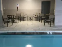Quality Inn & Suites Morgantown - University Area - Pools