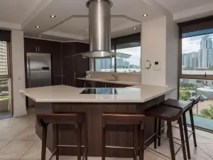 Norfolk Luxury Beachfront Apartments Main Beach