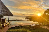 Private Lagoon-View Villa + Pool in Savusavu, Fiji - Villa