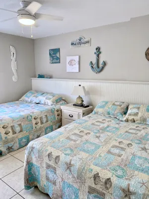 St Simons Island Townhouse Close to Beach and Village - 2-Star