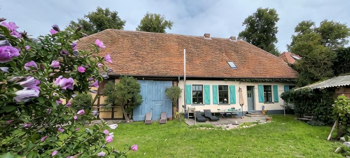 Former farmhouse with artistic ambience, sauna and whirlpool Hotels in Landkreis Prignitz