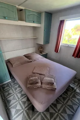 Mobil-home Bord de mer sur Terrain Privé - Bungalows