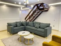 Deluxe Apartment - Homestays
