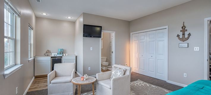 4Bedroom Beachfront Full House w/ Linens,Private Pool Hotels in Surfside Beach