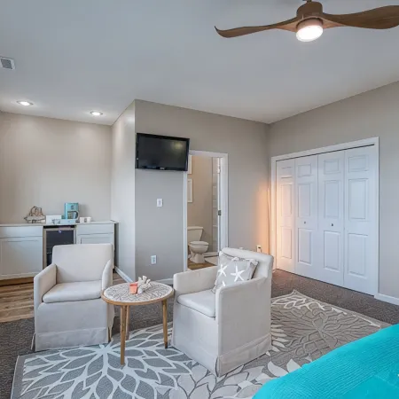 4Bedroom Beachfront Full House w/ Linens,Private Pool