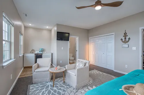 4Bedroom Beachfront Full House w/ Linens,Private Pool