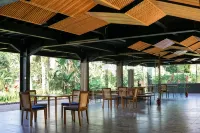 Teras Hotel & Villa Banyuwangi - فطور