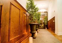 H5 Hotel