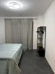 Moderne Ferienwohnung, Platz für 6 Gäste - 2 Schlaf-/ Wohn-/badezimmer, Terrasse