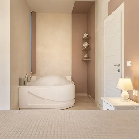 TENUTA TRAGHETTO villa w saltwater heated pool