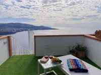 Bella Vista House Sorrento and Amalfi Coast - free parking-solarium - ห้องครัว