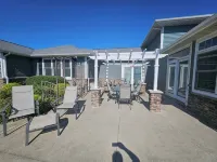 Irish Lakefront, Hot Tub! Pets, Dock, Fishing, Kayaks, Ice Fishing, Hunting! - 4-Sterne
