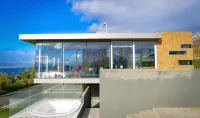 Exclusive villa opposite Akureyri - Villas